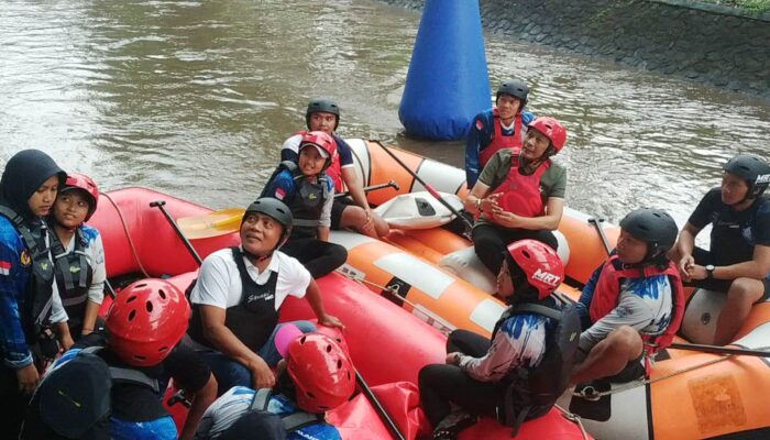 Wali Kota Malang Ikut Arung Jeram Bareng Atlet: Target 4 Emas di Porprov Jatim IX