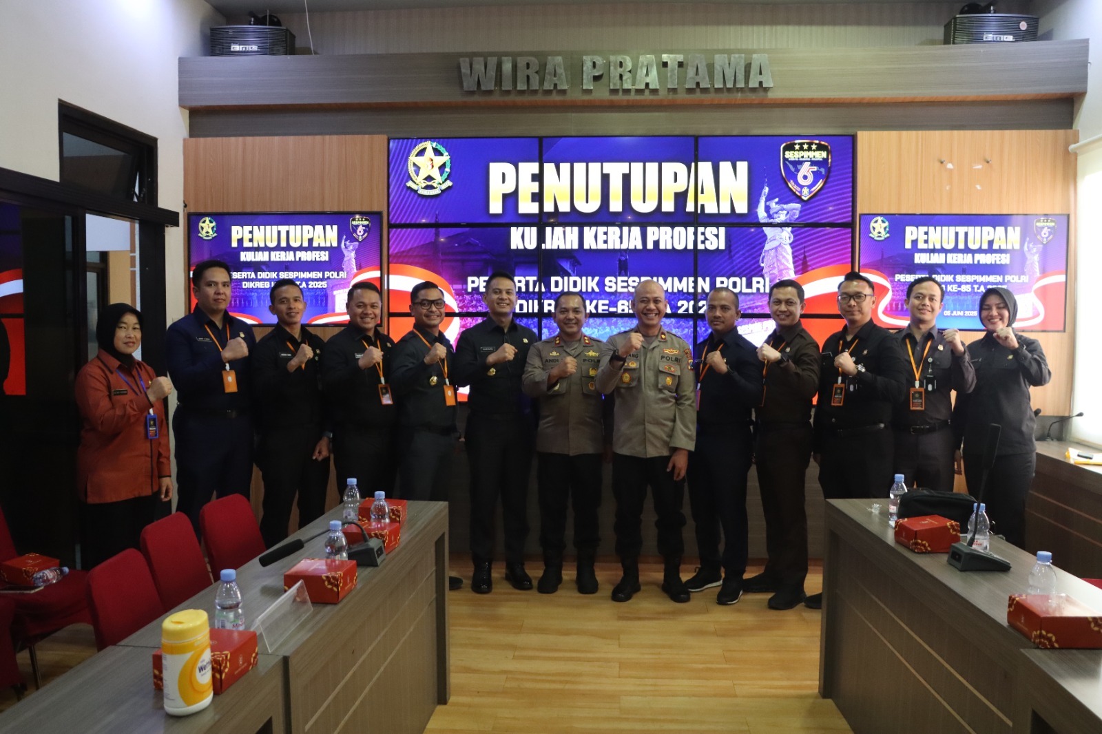 Peserta Sespimmen Polri belajar langsung di Polres Batu melalui Kuliah Kerja Profesi. Bentuk komitmen Polri lahirkan pemimpin humanis dan berintegritas.