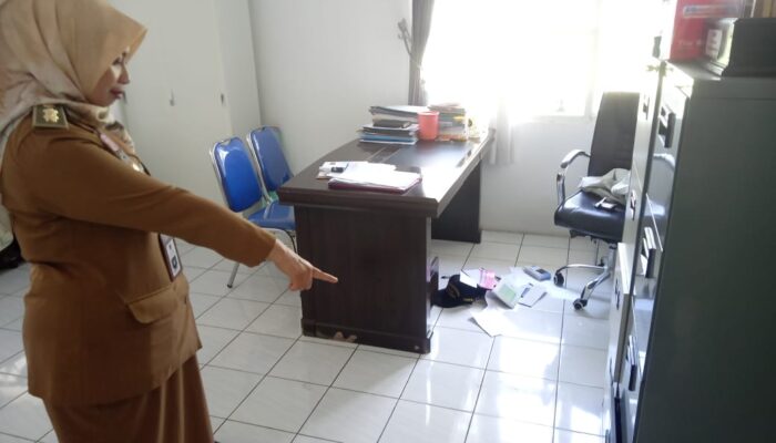 Kantor Kelurahan Candirenggo Singosari Malang Disatroni Maling