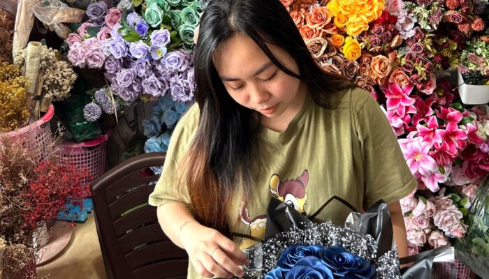 Toko Buket Sharen Bliss Florist yang Tidak Hanya Fokus Jualan, Tapi Juga Ajarkan ke Pemula lewat Tiktok