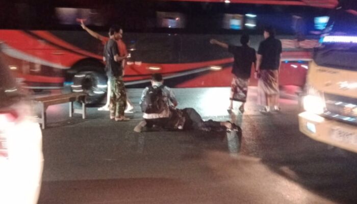 Laka Lantas Truk Tebu vs Motor di Pertigaan Sulfat Kota Malang, Seorang Korban Terlindas