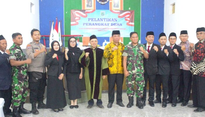 Perangkat Desa Klampok Baru Dilantik, Plt Camat Singosari Tekankan Inovasi Pelayanan Publik Terhadap Masyarakat