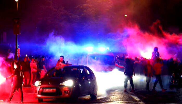 Perayaan Kemenangan PSG Berujung Kerusuhan, Dua Tewas dan Ratusan Ditangkap
