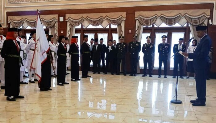 Wali Kota Malang Lantik Duta Pancasila Paskibraka Indonesia Angkatan Pertama