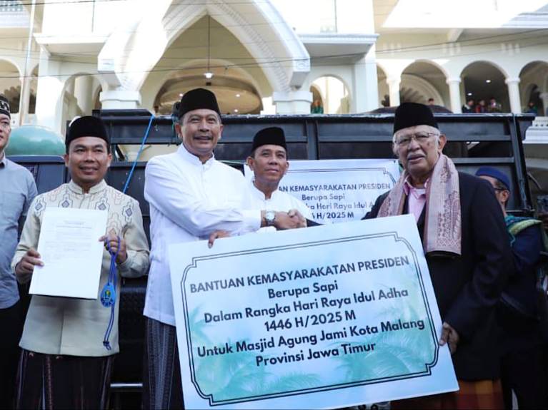 Prabowo Kirim Sapi Jumbo ke Malang, Wali Kota: Ini Bukan Sekadar Kurban, Ini Simbol Cinta Rakyat