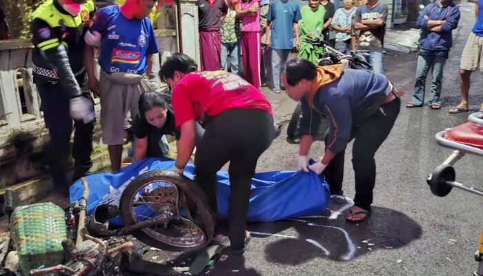 Kecelakaan di Tajinan Malang: Seorang Pelajar Tewas, Pasangan Suami Istri Terluka Parah