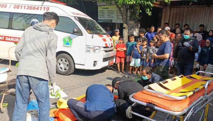 Diduga Bunuh Diri, Pria Asal Jombang Tewas Tertabrak Truk di Blimbing Kota Malang