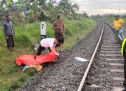 Warga kawasan Gadang, Kecamatan Sukun, Kota Malang, dikejutkan dengan penemuan mayat seorang remaja di tengah rel kereta api, pada Kamis pagi (19/6/2025).