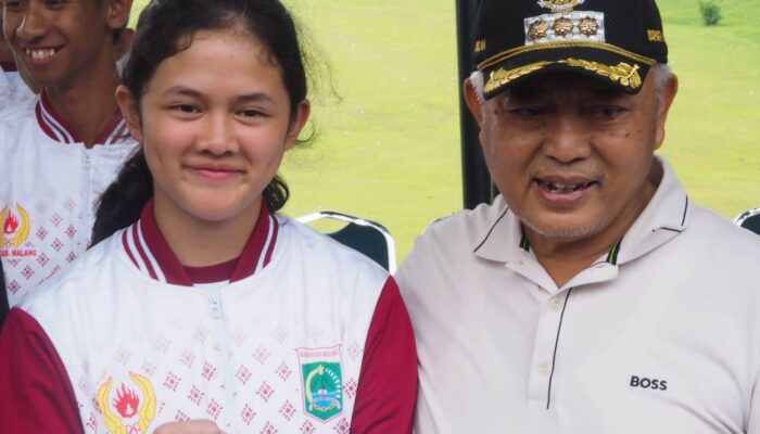 Gina, Atlet Cilik Golf Kabupaten Malang Siap Tampil di Porprov Jatim