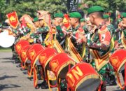 Drumband Yonzipur 5/ABW Curi Perhatian di Hari Bhayangkara ke-79 Polres Malang