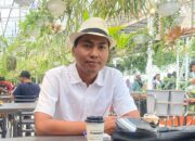 Sekolah Dilarang Jual Seragam, Pusdek Tegaskan Tak Boleh Jadi Syarat Daftar Ulang