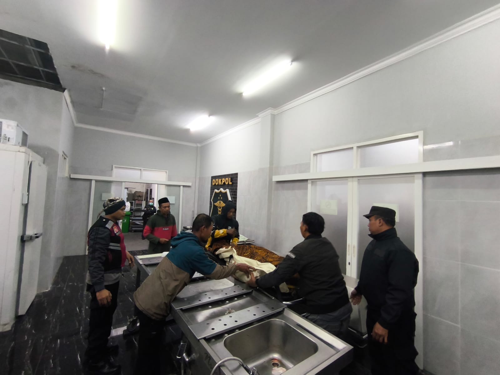 Suasana tenang di Bendungan Selorejo mendadak berubah mencekam pada Rabu 9 Juli 2025 sore.