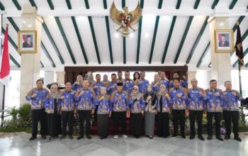 Bupati Malang Kukuhkan Pengurus Dekranasda 2025–2030, Dorong Semangat Cinta Produk Lokal