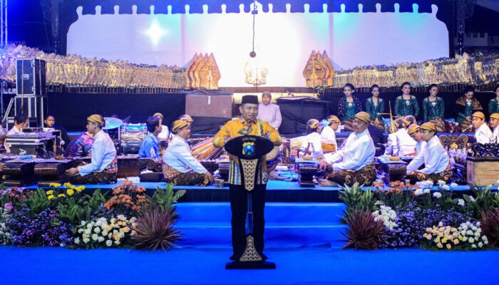 Wayang Kulit Semalam Suntuk Jadi Simbol Sinergi Polri dan Rakyat di Kabupaten Malang