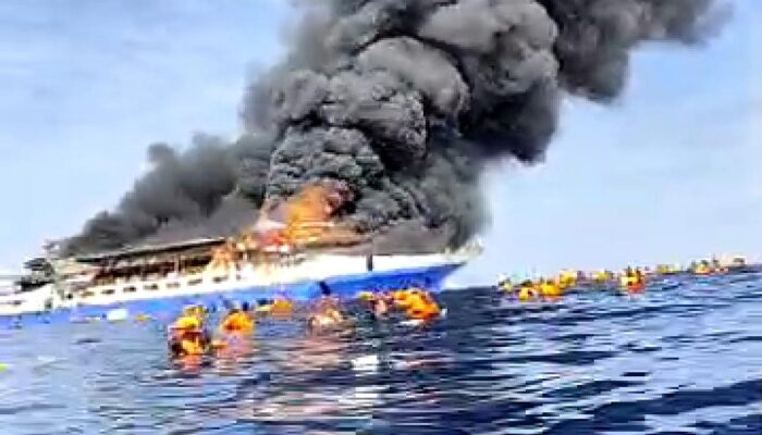 KM Gregorius Barcelona V Terbakar di Laut Sulawesi Utara, Penumpang Lompat ke Laut Selamatkan Diri