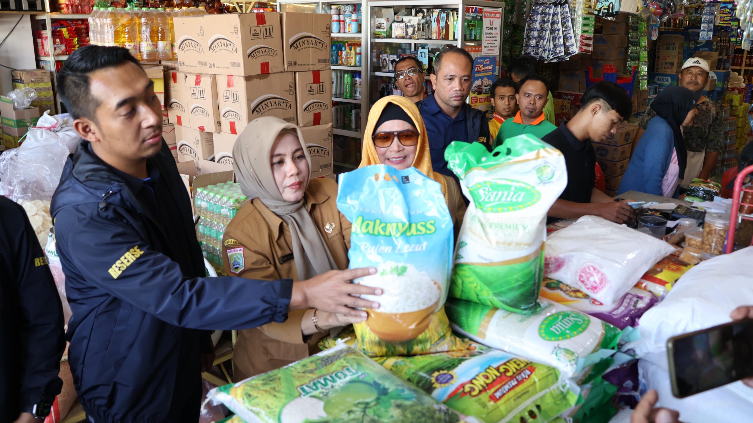 Sidak Beras di Kabupaten Malang: Satgas Temukan Dugaan Kecurangan dan Mutu Produk Beras