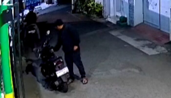 CCTV Rekam Aksi Curanmor Gagal di Kos-Kosan Lowokwaru Malang, Pelaku Kabur Tinggalkan Kunci T