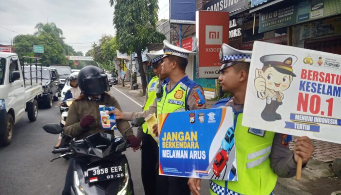 75 Ditilang, Ribuan Ditegur: Satlantas Polres Malang Gencarkan Edukasi dan Penindakan Lalu Lintas
