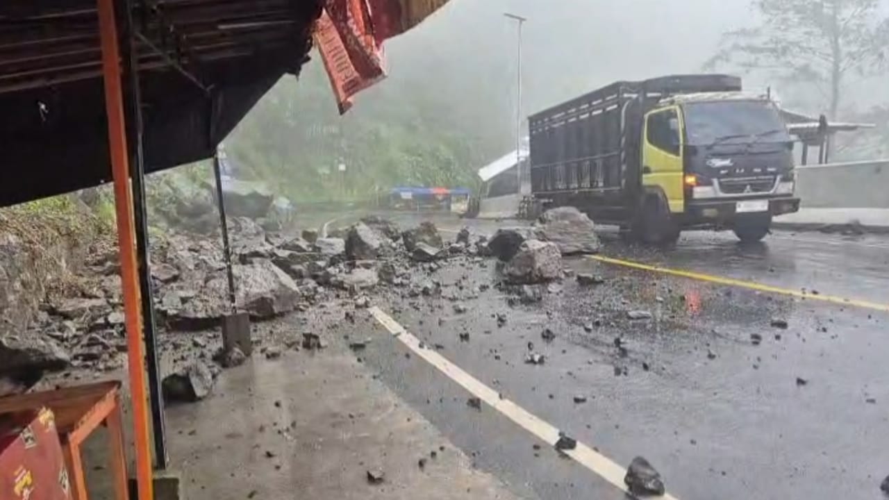 Empat Titik Longsor di Sekitar Gladak Perak Lumajang, Pembersihan Masih Berlangsung