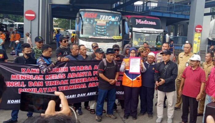Preman dan Pungli Kandas! Warga dan Terminal Arjosari Malang Sepakat Damai dan Bersih