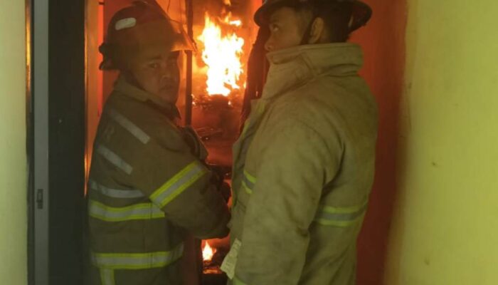 Korsleting Listrik Picu Kebakaran Rumah Dua Lantai di Gadang Kota Malang