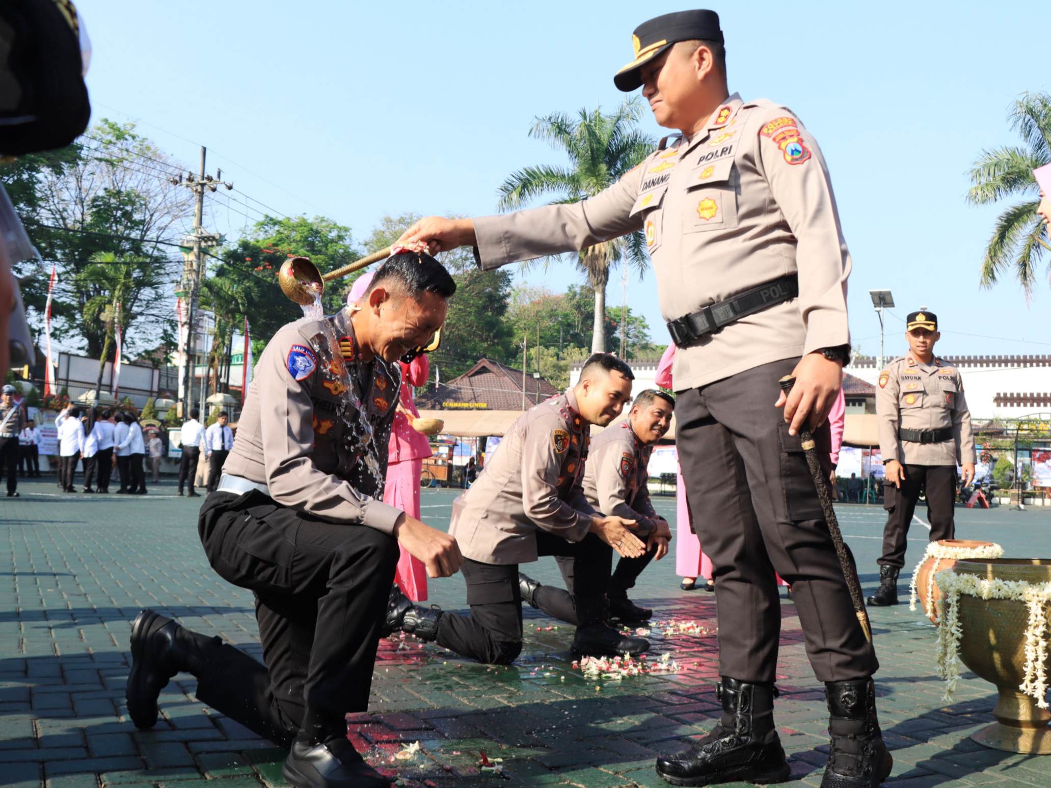 Peringatan Hari Bhayangkara, 73 Polisi di Polres Malang Resmi Sandang Pangkat Baru