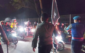Sempat Tutup Jalan Raya, Polisi Bubarkan Ratusan Simpatisan PSHT di Karangkates Malang