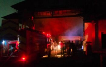 Gudang Ice Cream Joyday di Kabupaten Malang Terbakar Hebat, Kerugian Capai Rp. 1,5 Miliar
