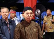 Polri menggelar wayang kulit di peringatan HUT Bhayangkara ke-79 dengan tema Amartha Binangun tahun 2025 ini di Lapangan Bhayangkara Mabes Polri, Jakarta Selatan, Jumat (4/7/2025) malam.