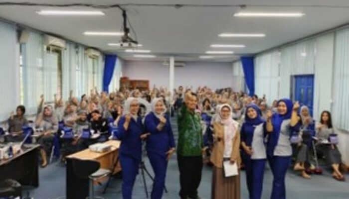 Polinema Gelar Beauty Class Tingkatkan Profesionalisme Mahasiswa Administrasi Bisnis