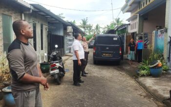 Maling Satroni Perum Bumi Kanjuruhan Kepanjen Malang, Empat Burung dan Lima Ayam Hilang