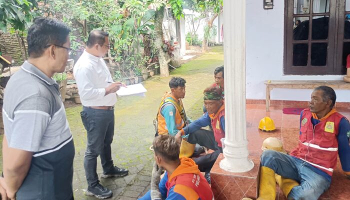 Tersengat Listrik, Pekerja Proyek Kelistrikan Nyaris Tewas di Singosari Malang