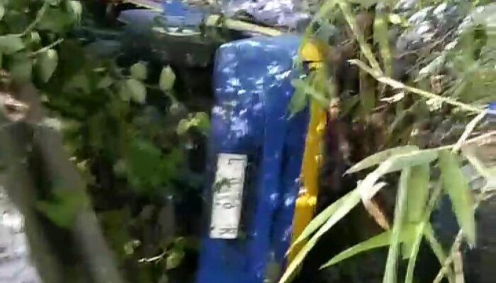 Pikup Bermuatan Kulkas Terjun ke Jurang di Terusan Sulfat, Sopir dan Kernet Terluka