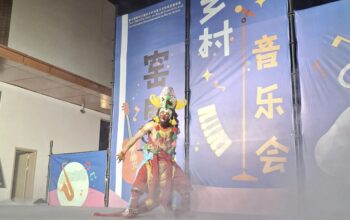 Tari tradisional Bapang asal Malang berhasil mencuri perhatian dalam ajang internasional Yaoli Village International Artistic Symbiosis Project yang digelar sejak 12 Juli 2025 di Desa Yaoli, Provinsi Zhejiang, China.