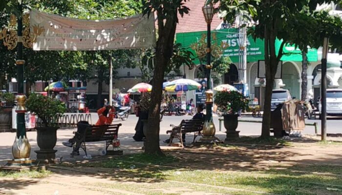 Penataan Kota Malang Terus Dikebut: PKL Ditata, Alun-Alun Dikawal, CSR Diatur Ulang