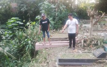 Empat Makam di Bunulrejo Tergerus Sungai, Warga Desak Pemkot Malang Turun Tangan