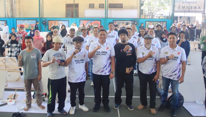 Lukisan Jadi Bahasa Baru Polri Rangkul Masyarakat di HUT Bhayangkara ke-79