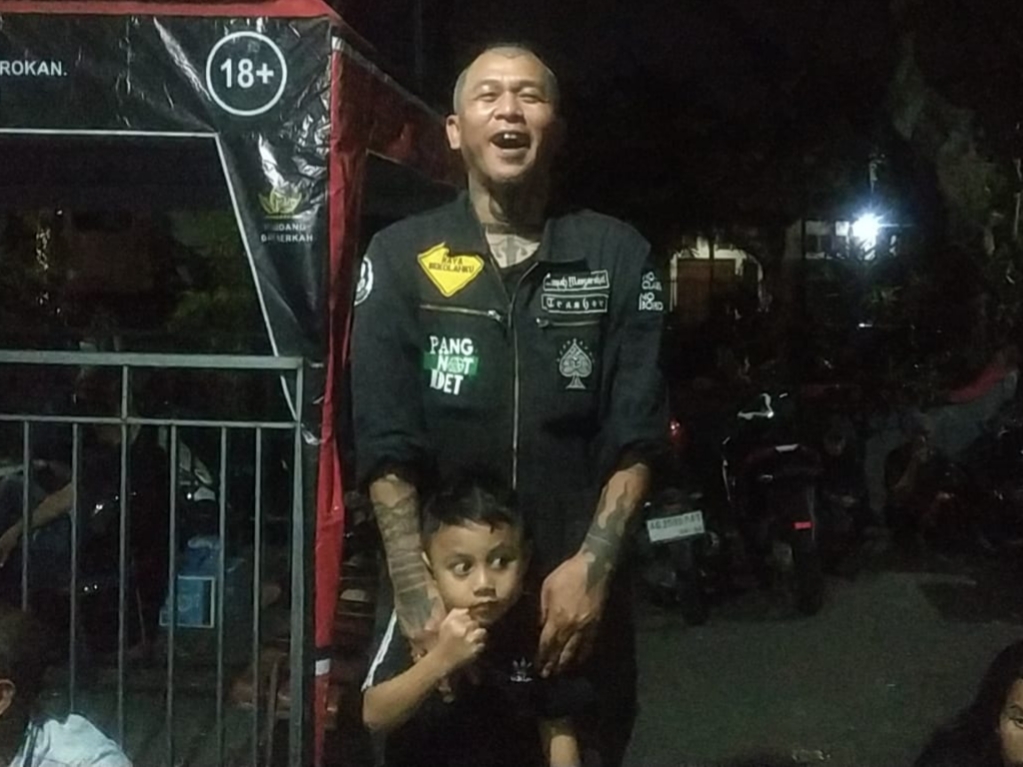 Kehangatan Peluncuran Sketsa Jalanan, Ketika Musisi dan Rakyat Satu Panggung