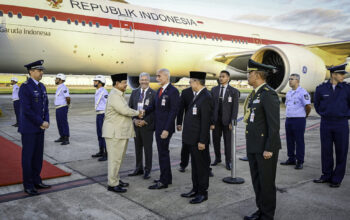Presiden Republik Indonesia Prabowo Subianto tiba di Pangkalan Udara Galeão, Rio de Janeiro, Brasil, Sabtu pagi, 5 Juli 2025,