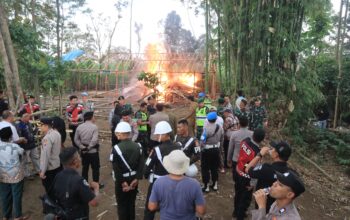 Arena Sabung Ayam di Kampung Blandit Singosari Malang Digerebek Operasi Gabungan
