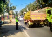 Diduga Lalai Salip dari Kiri, Pengendara Motor di Malang Tewas Usai Senggol Truk Tangki