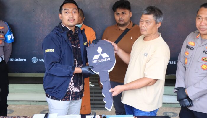 Polisi Kembalikan Mobil Expander yang Dicuri di Kepanjen Malang Kepada Korban