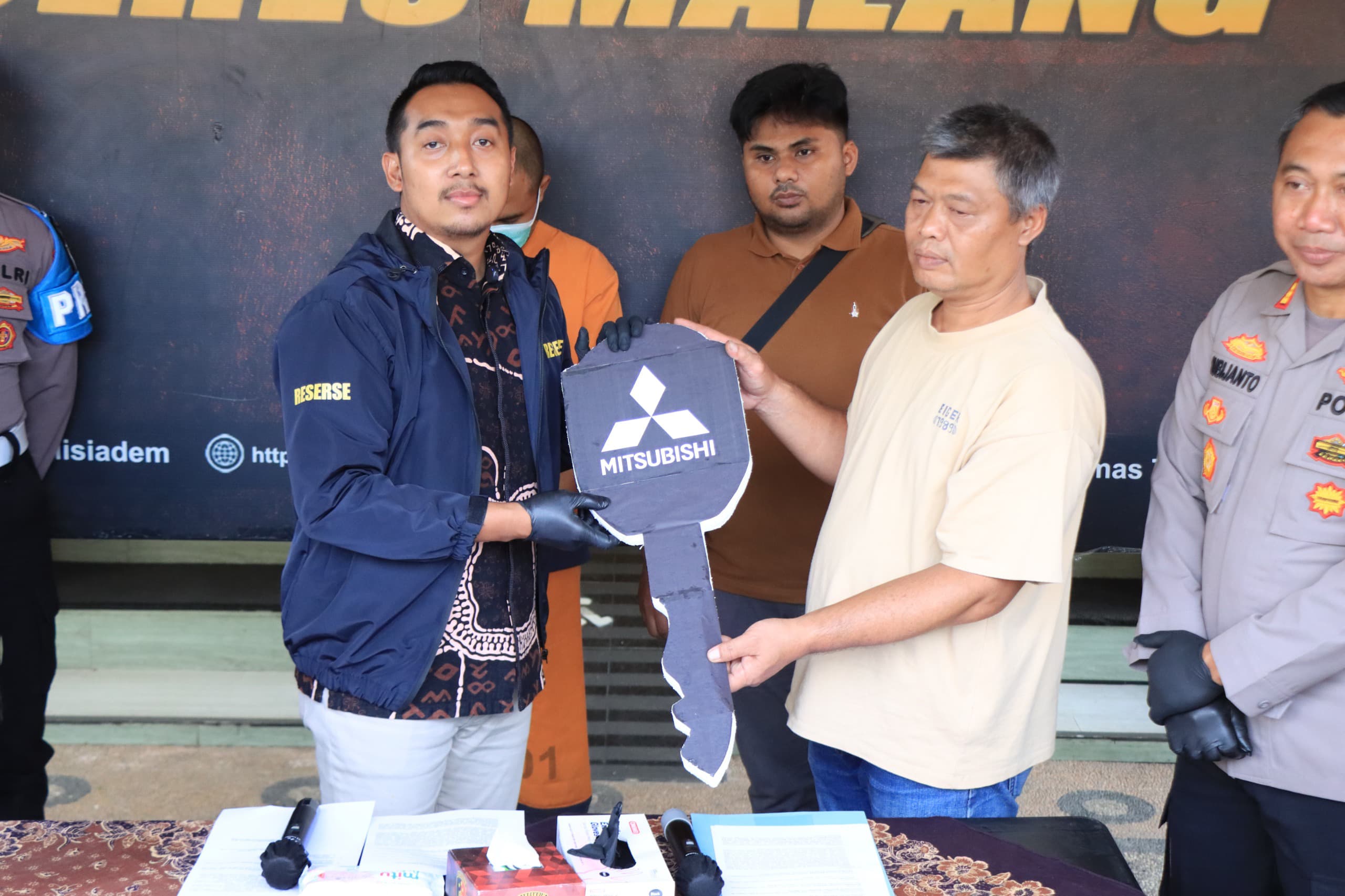 Polisi Kembalikan Mobil Expander yang Dicuri di Kepanjen Malang Kepada Korban