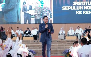 AHY Bakar Semangat Maba ITS Wujudkan Indonesia Emas 2045
