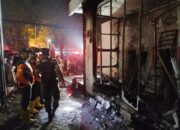 Gudang Meteor Cell Ludes Terbakar, Kerugian Capai Rp. 15 Juta