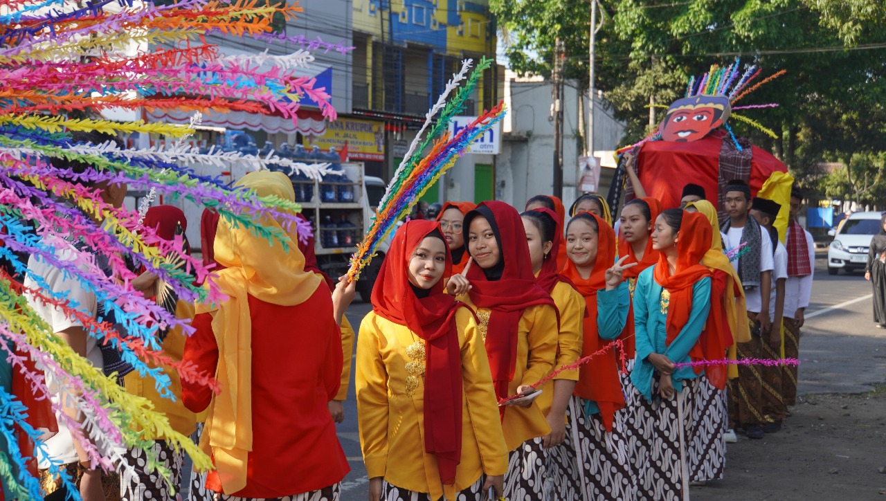 Karnaval SMAN 1 Kepanjen Malang Tunjukkan Kreativitas Tanpa Bising