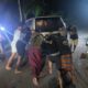 Tanpa Pengemudi, Mobil Kijang Terperosok ke Tepi Sungai di Kepanjen Malang