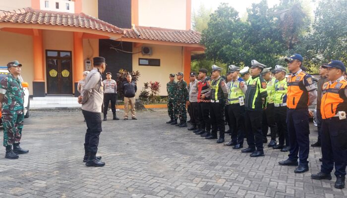 Ratusan Personel Gabungan Kawal Ketat ‘Immortal Fest’ Dies Natalis Universitas Kepanjen