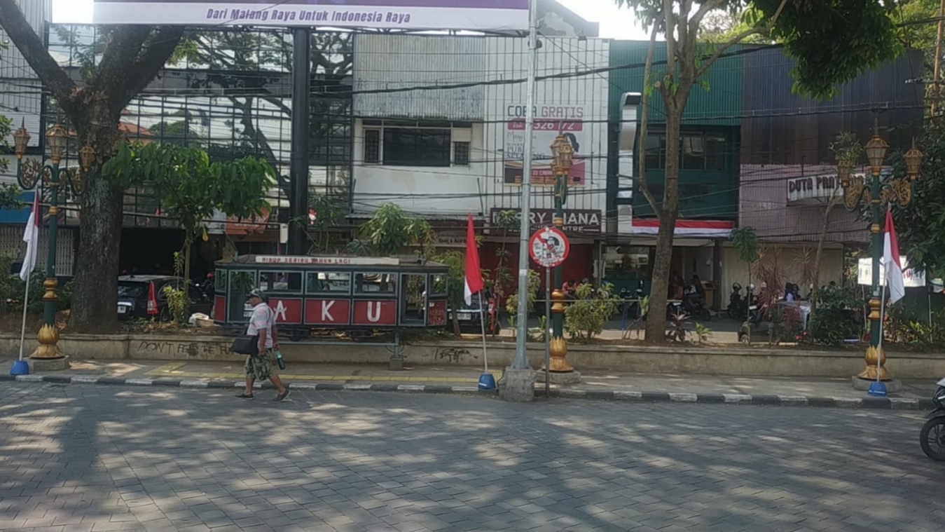 Napak Tilas Toko-Toko Legendaris di Kawasan Kayutangan Malang