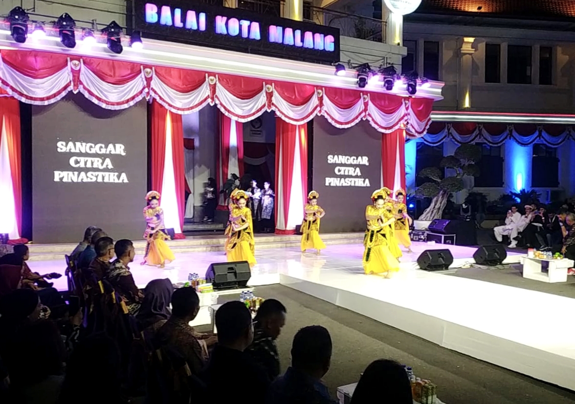 Kota Malang kembali menunjukkan taringnya sebagai pusat kreativitas dan inovasi anak muda dengan digelarnya Youth Malang City Changer: Youth Fashion Design Competition 2025.